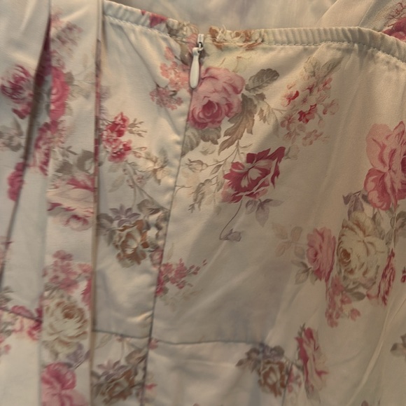 SHEIN dress , size 4, adjustable straps - Picture 3 of 3